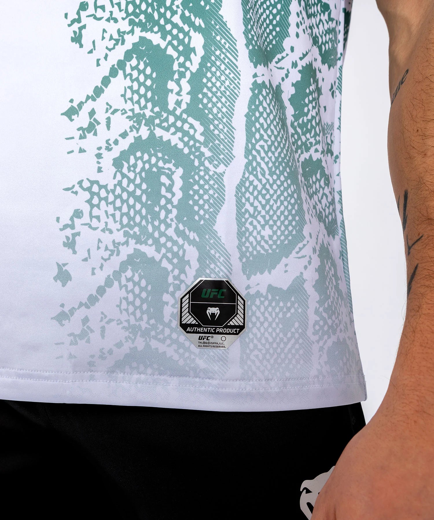 Venum - UFC Adrenaline Authentic Fight Night Men’s Jersey - Emerald Edition