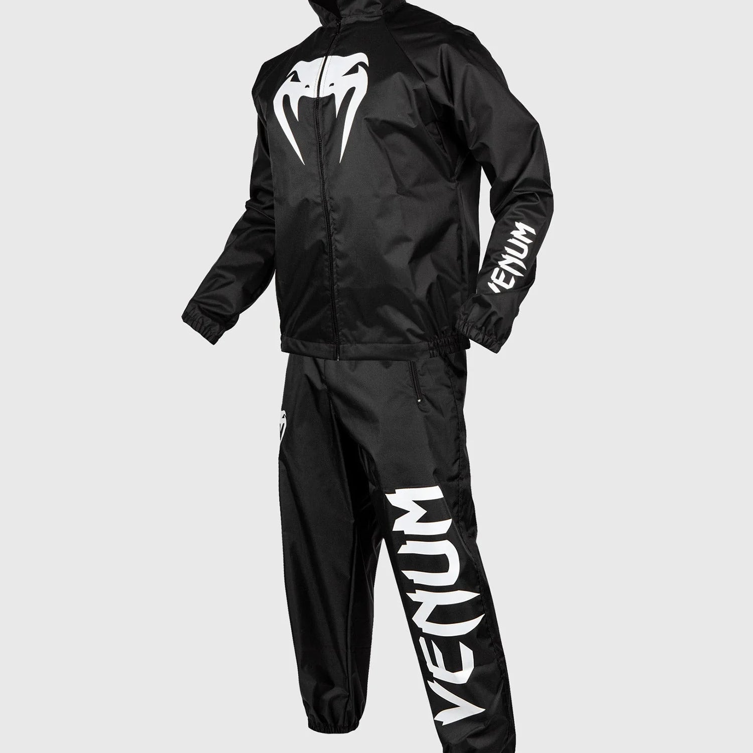 1_252Fd_252Ff_252F7_252F1df75ed761306f763a17d67a1bdb50614dfd29ba_SAUNA_SUIT_GIANT_BLACK_HD_01_12f20b69-7888-49a0-a8a9-8cd8165bb890.webp