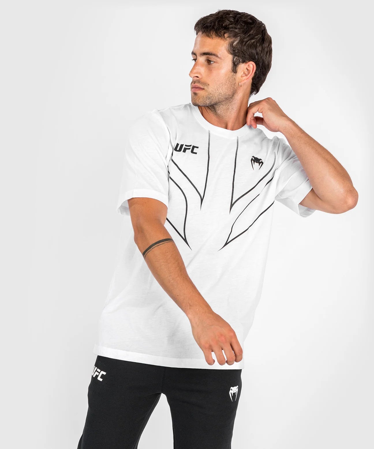 Venum - UFC Fight Night 2.0 Replica Men's T-shirt