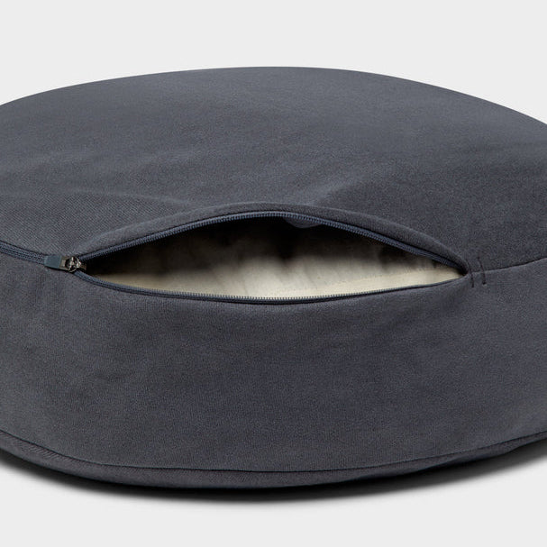 4D201C020-Props-MeditationCushion-Thunder_03_607x780_2271c490-2257-416e-99d6-9739e4f31ff7.jpg