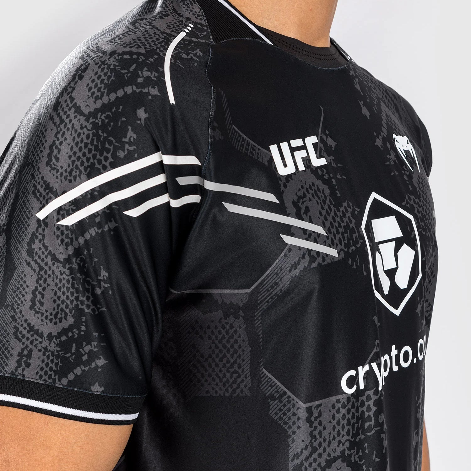 Venum - UFC Adrenaline Authentic Fight Night Men’s Walkout Jersey