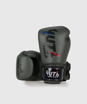 Boxing glove signature - YUTH