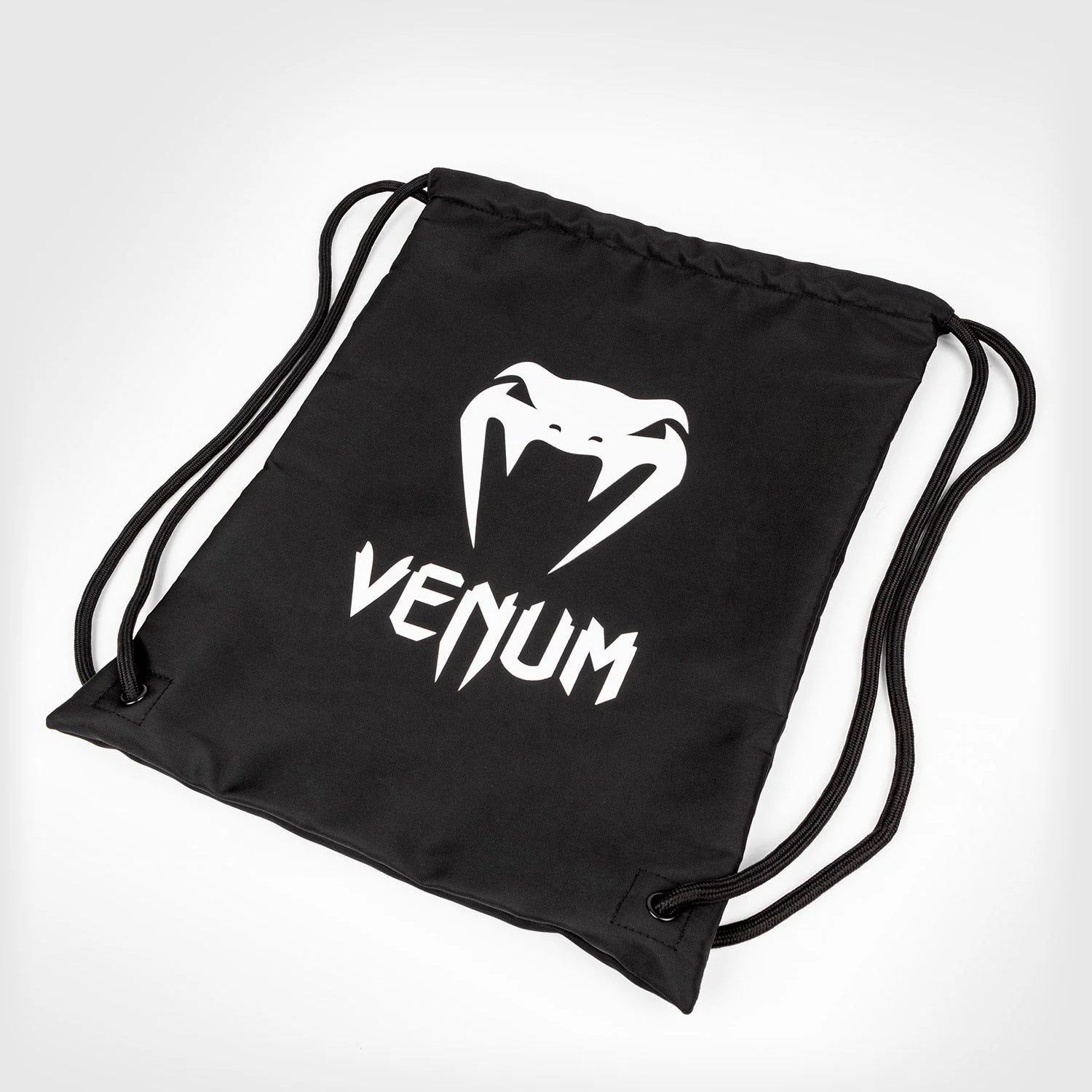 6_252Fb_252F8_252Fc_252F6b8cc38874d44cdce9d36e1a91f91aff09f7d034_BAGS_GYM_CLASSIC_BLACK_WHITE_01__1_a1deb334-6096-481e-a580-787aacc8e2ce.webp
