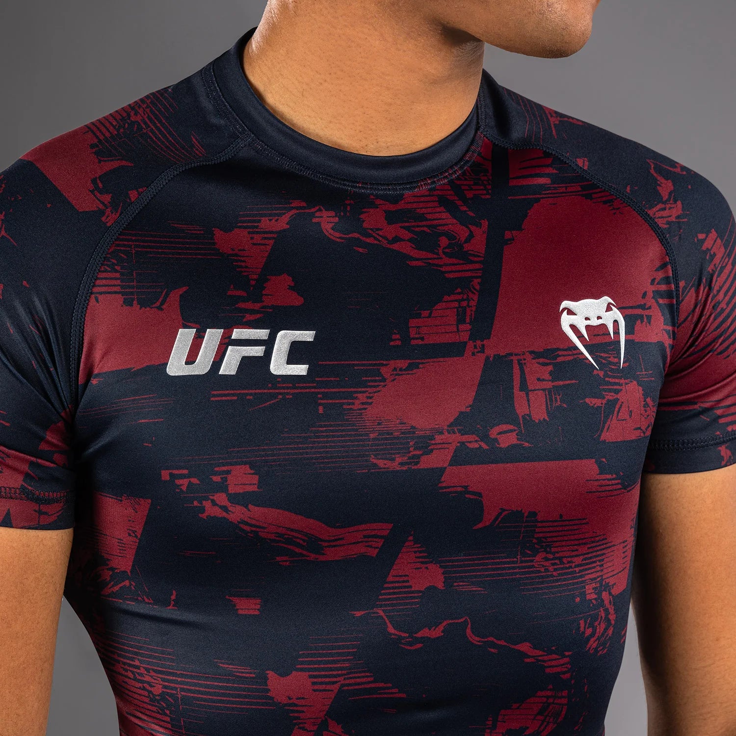 Venum - UFC Zenith Authentic Fight Week Rashguards SL