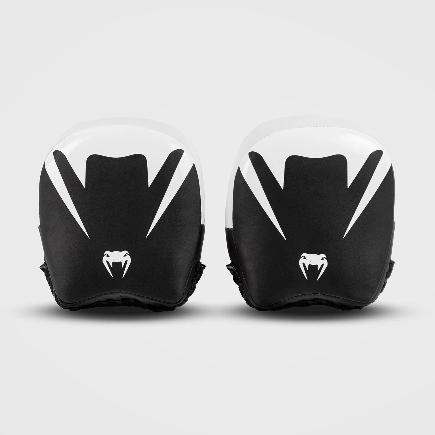 8_252F9_252F6_252Fd_252F896d50626c8b06bcd51c8464e8aabcfd21c910e8_ELITE_COACHING_MITTS_MINI_BLACK_WHITE_1_faad4a9b-1847-4545-a59c-3e732fb6e0c7.webp
