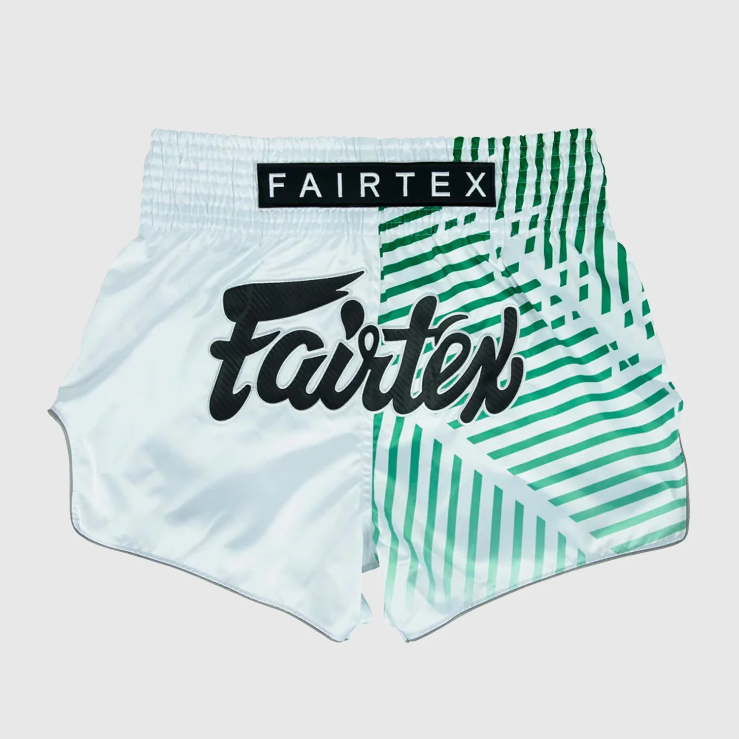 9419befc66d352fa36a170ecba66f83e90f98bea_Dragon_Bleu___Short_Muay_Thai___Fairtex_Racer_Vert_Blanc_01_jpg.webp