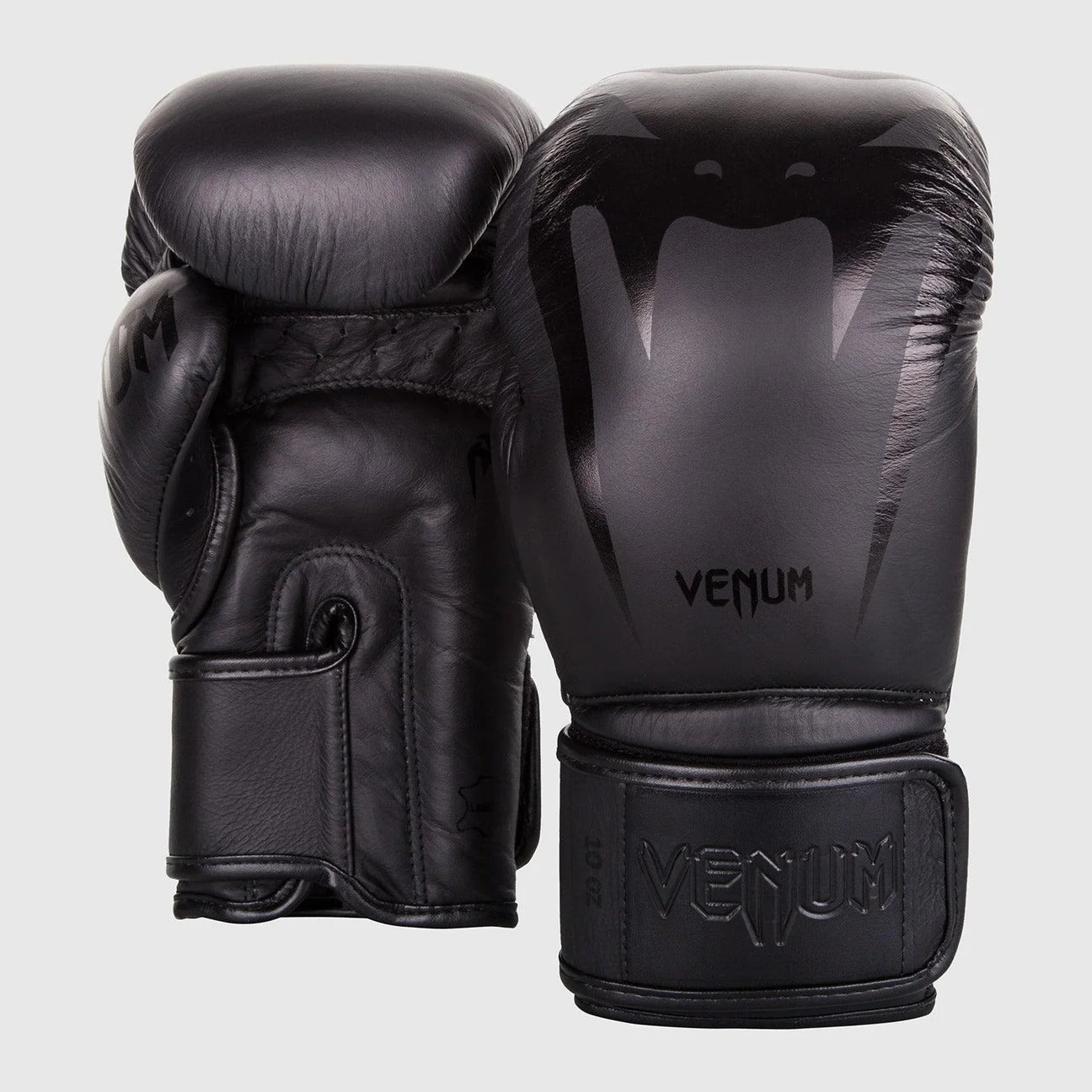 BG_GIANT_3.0_BLACK_BLACK_HD_02_1296x_23563b37-ec8a-4a04-b6df-e00be96dd2d9.webp