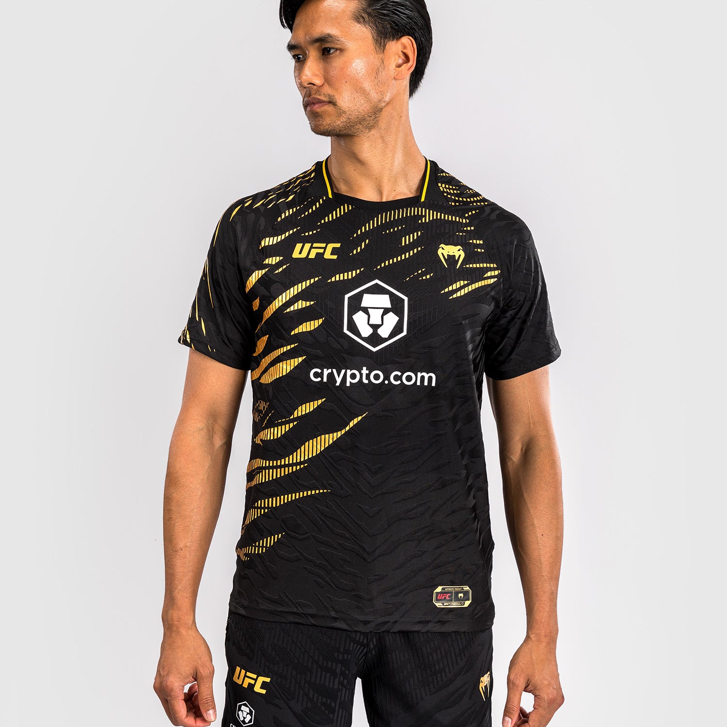 UFC Fusion Fight Night Men’s Walkout Jersey Authentic Champion - Venum