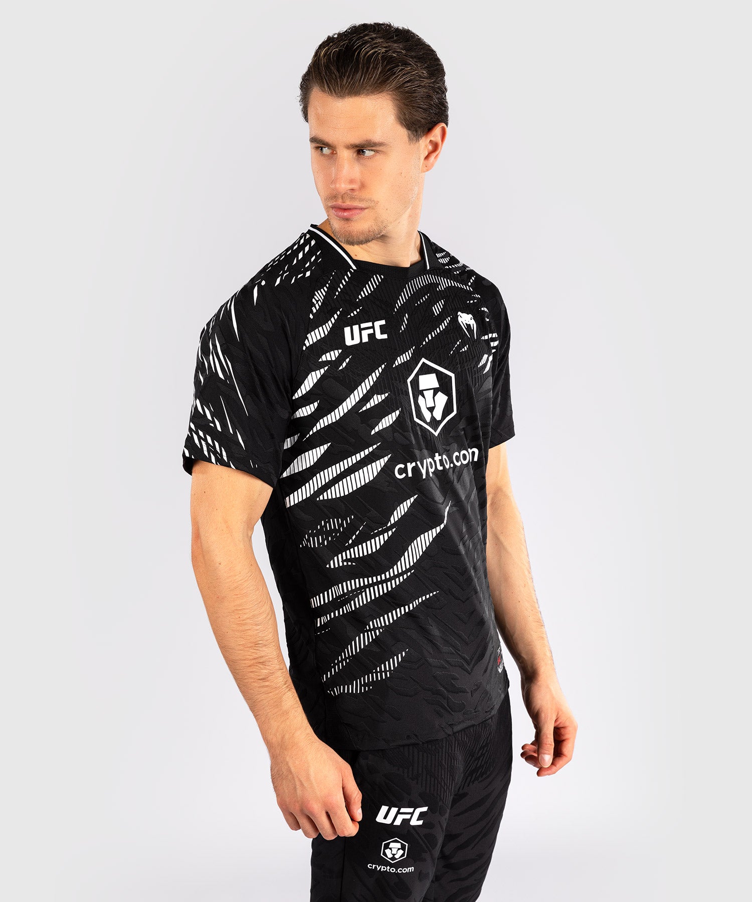 UFC Fusion Fight Night Men’s Walkout Jersey Authentic Champion - Venum