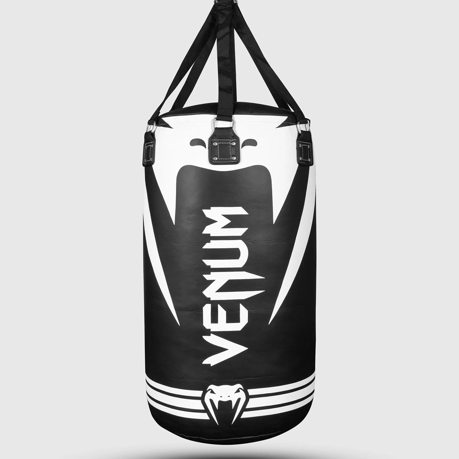 c6277d9b8607e3370fe6dca53ddc43d4d9075bd9_ULTRA_HEAVY_BAG_HURRICAIN_BLACK_WHITE_HD_01.webp
