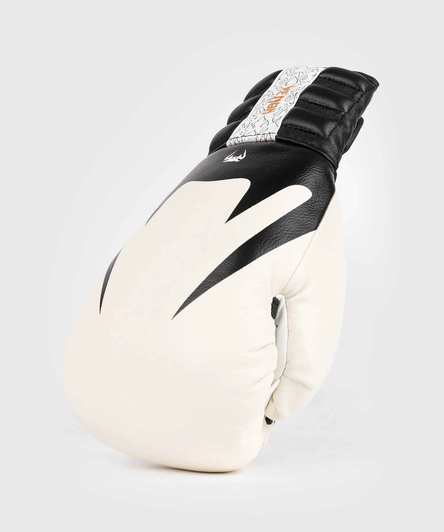 Reverso Boxing Gloves - Venum