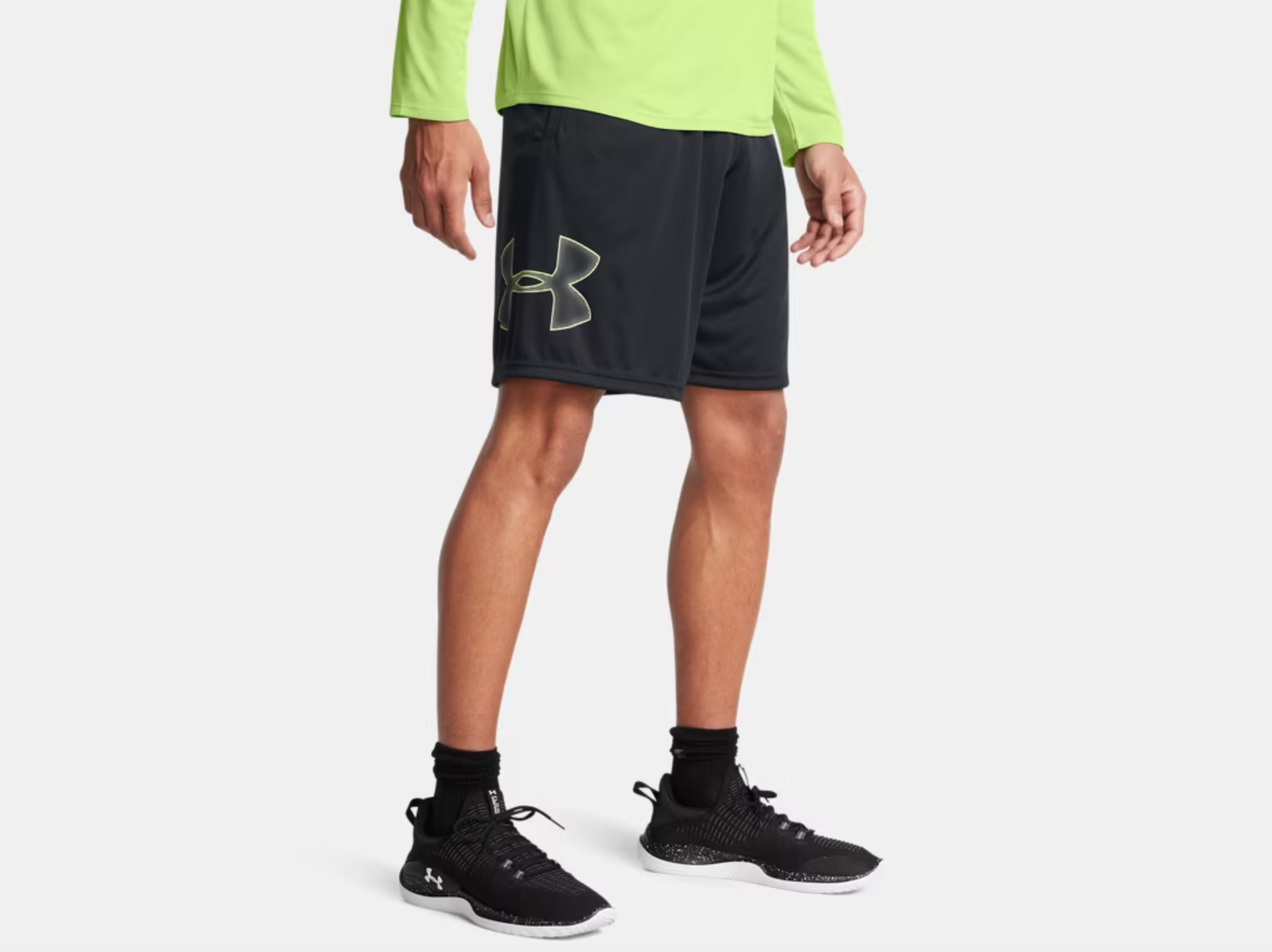 UA Tech ™ Graphic Shorts