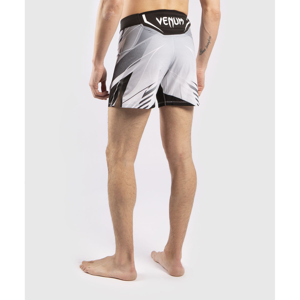 UFC Pro Line Men's Shorts - Venum